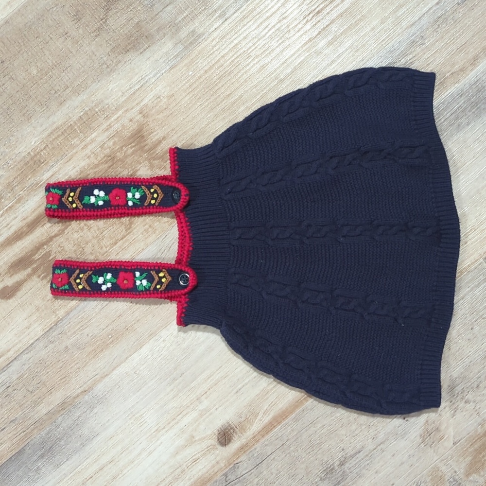 Hanna Andersson knit and embroidered pinafore